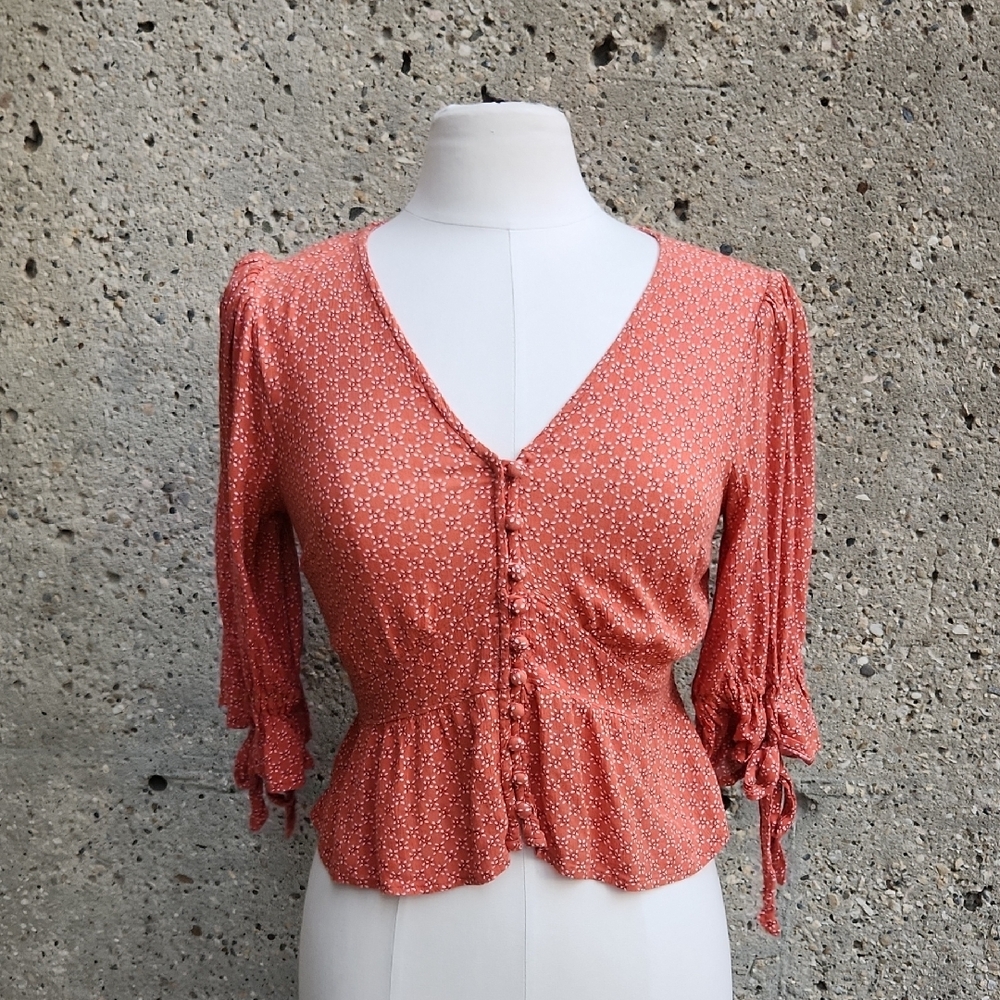 Abercrombie & Fitch orange floral top